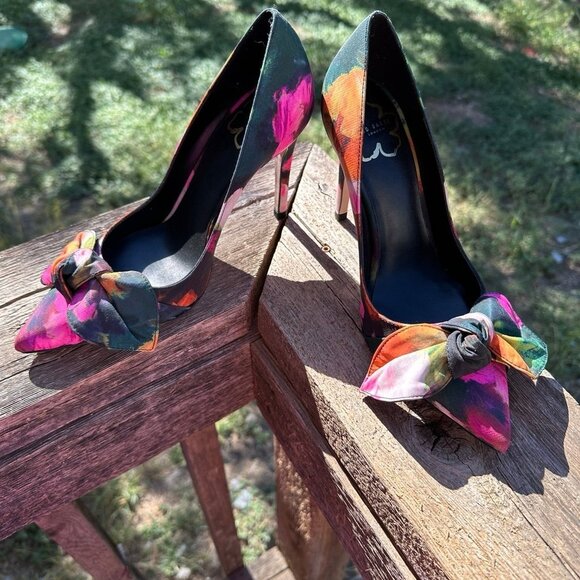 Ted Baker Shoes - Ted Baker Black Ryrya Canvas Pumps
